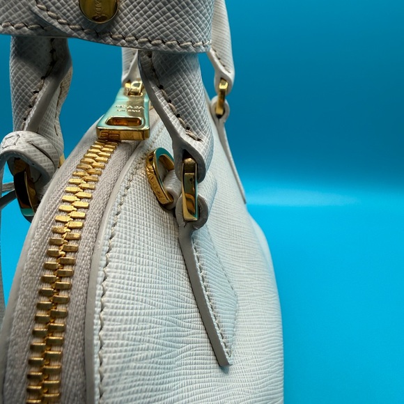 Prada Cream Mini Leather Bag - Picture 4 of 11